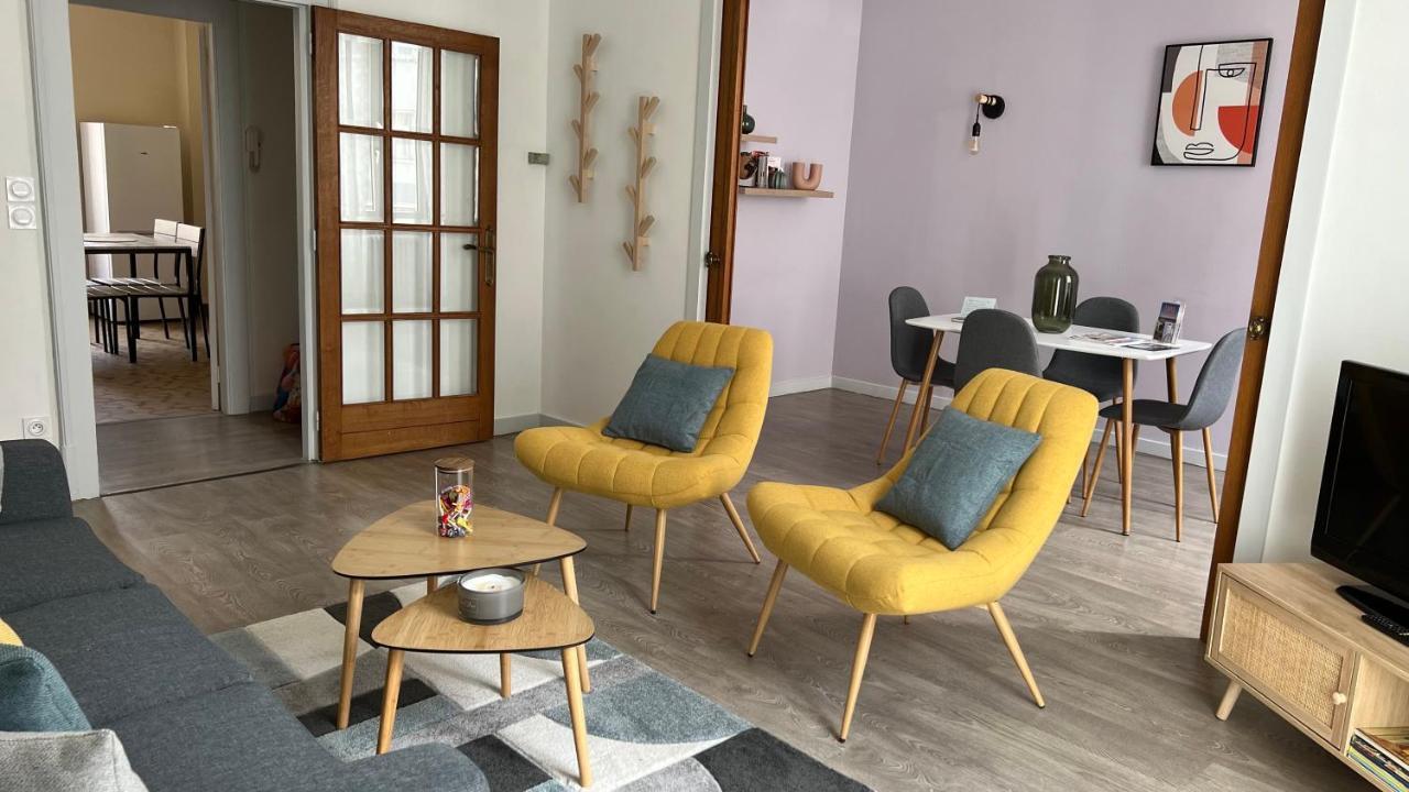 Appartement T4 70M2 - Meuble - Centre Ville - Proche Thermes Lons-le-Saunier Eksteriør bilde